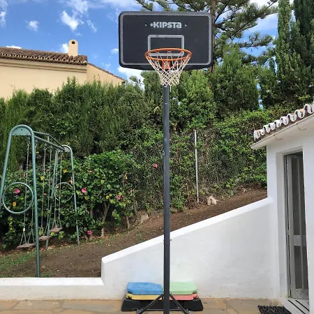 Mikaela House Marbella Malaga Casa vacanze Estepona