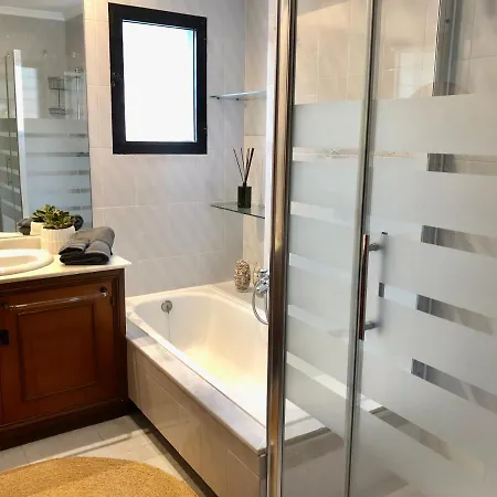 Mikaela House Marbella Malaga Εστεπόνα